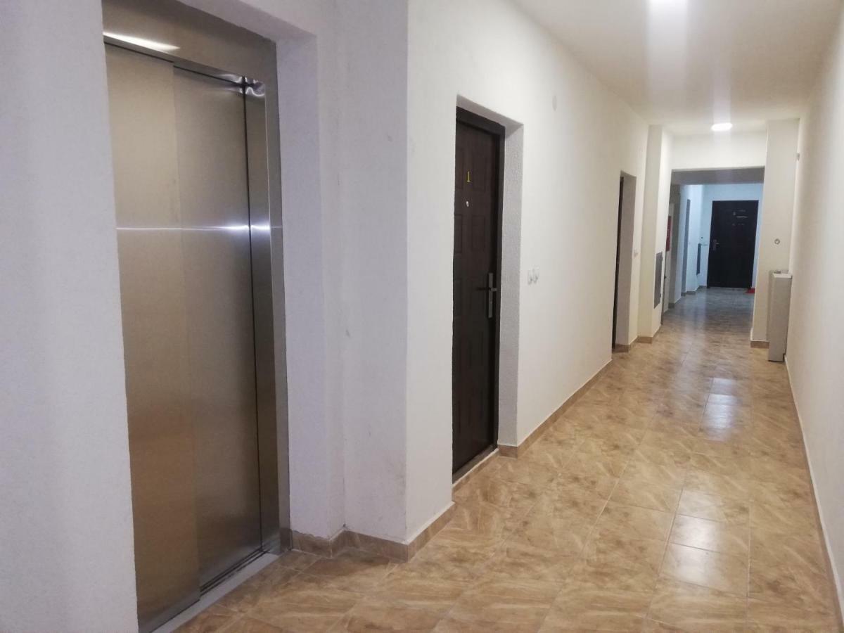 Laguna Apartman 2 Ni Exterior foto