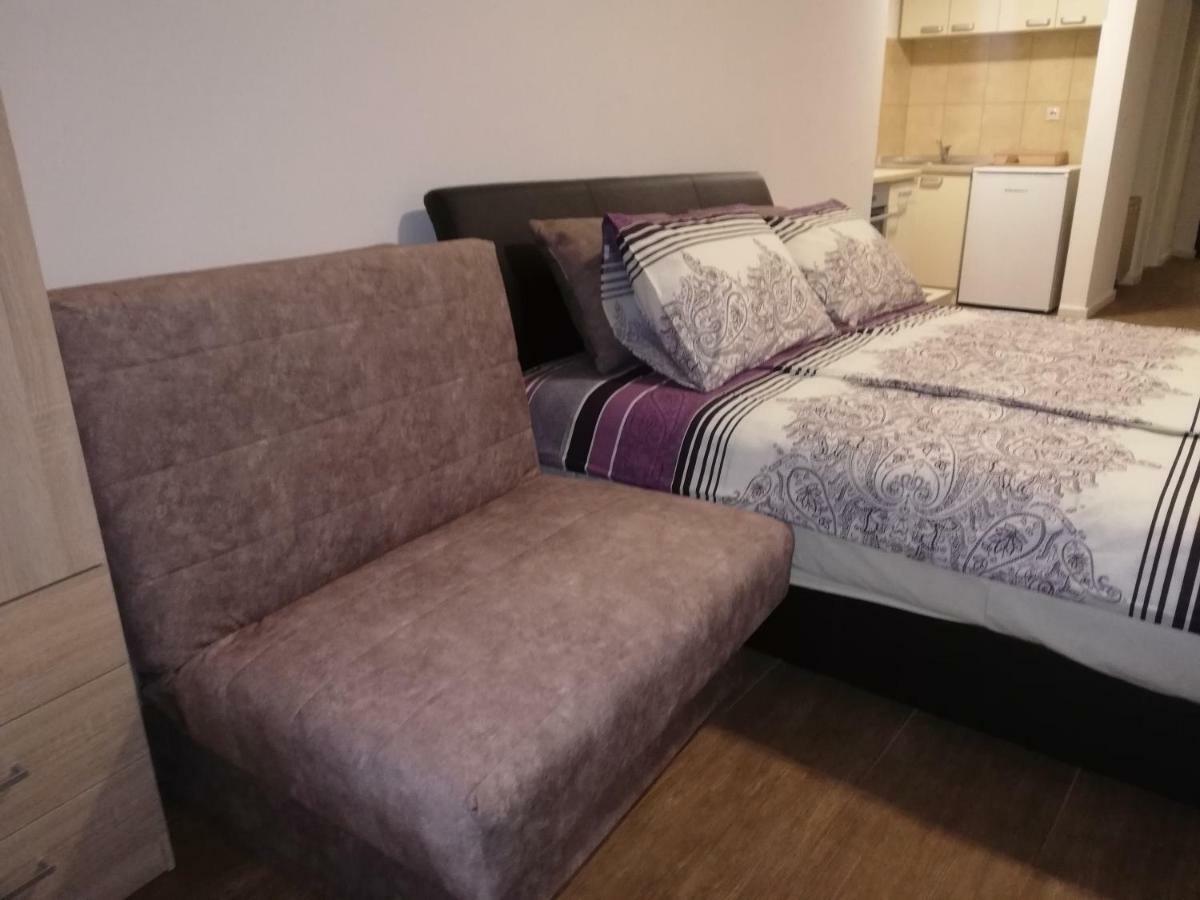 Laguna Apartman 2 Ni Exterior foto
